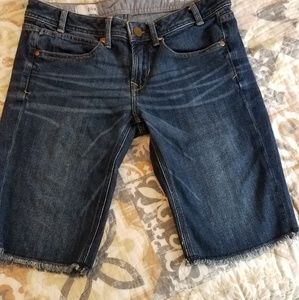 Gap 1969 denim bermuda shorts size 4
